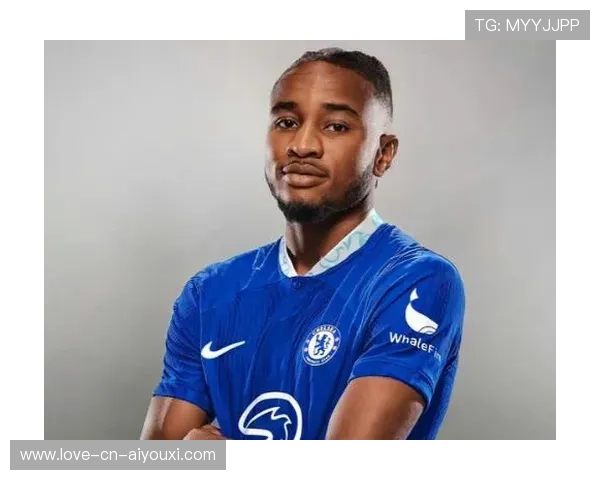 切尔西恩昆库转身摆脱后劲射直挂上角，蓝军新星崭露头角